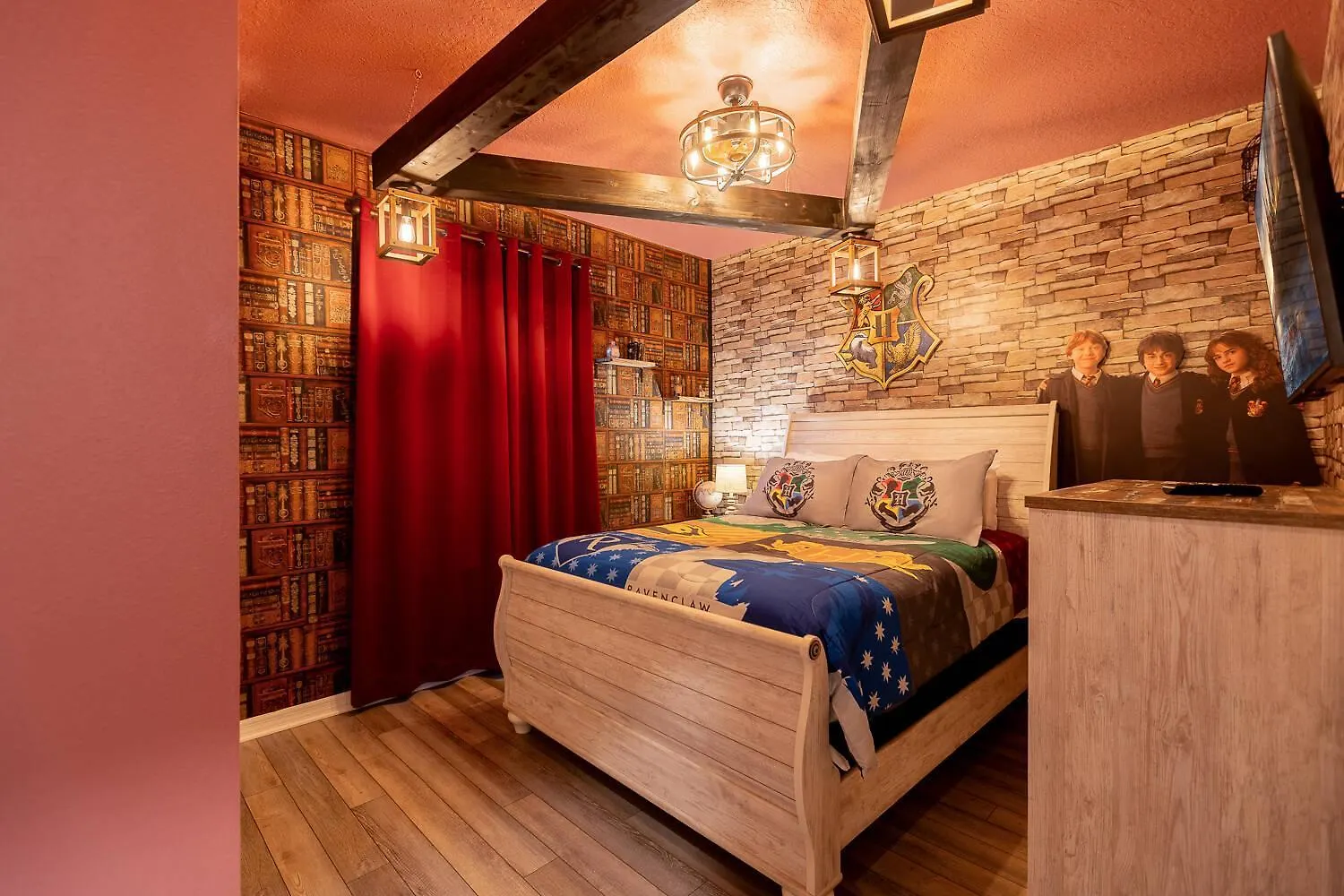 Themed Home In Spectacular Resort Near Disney Davenport 0*,  United States