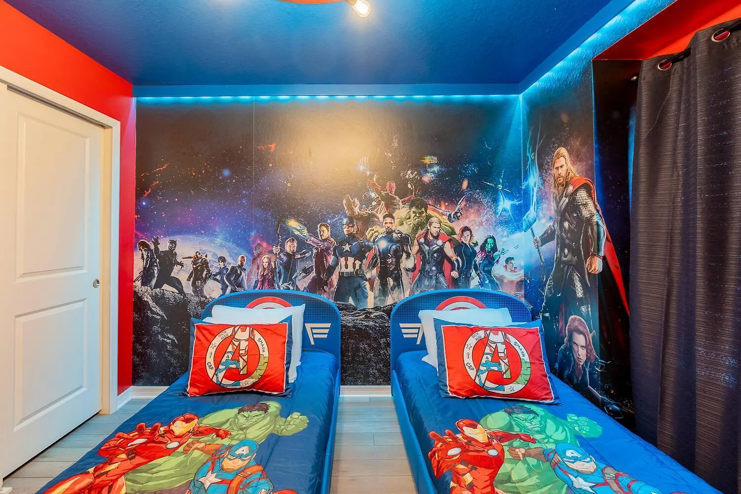 Themed Home In Spectacular Resort Near Disney Davenport 0*,  United States